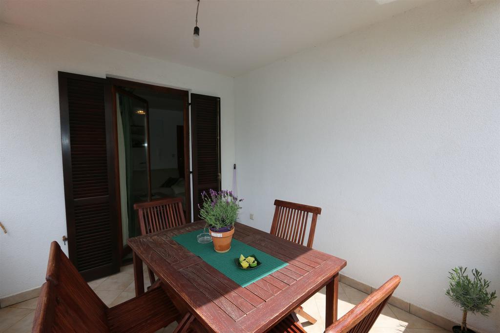 Apartment Bensak Klimno Εξωτερικό φωτογραφία