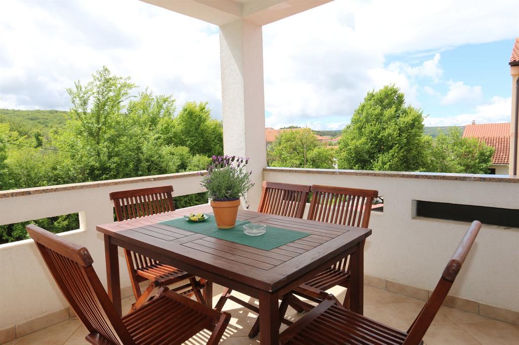 Apartment Bensak Klimno Εξωτερικό φωτογραφία